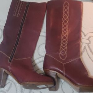 Nine West red boots